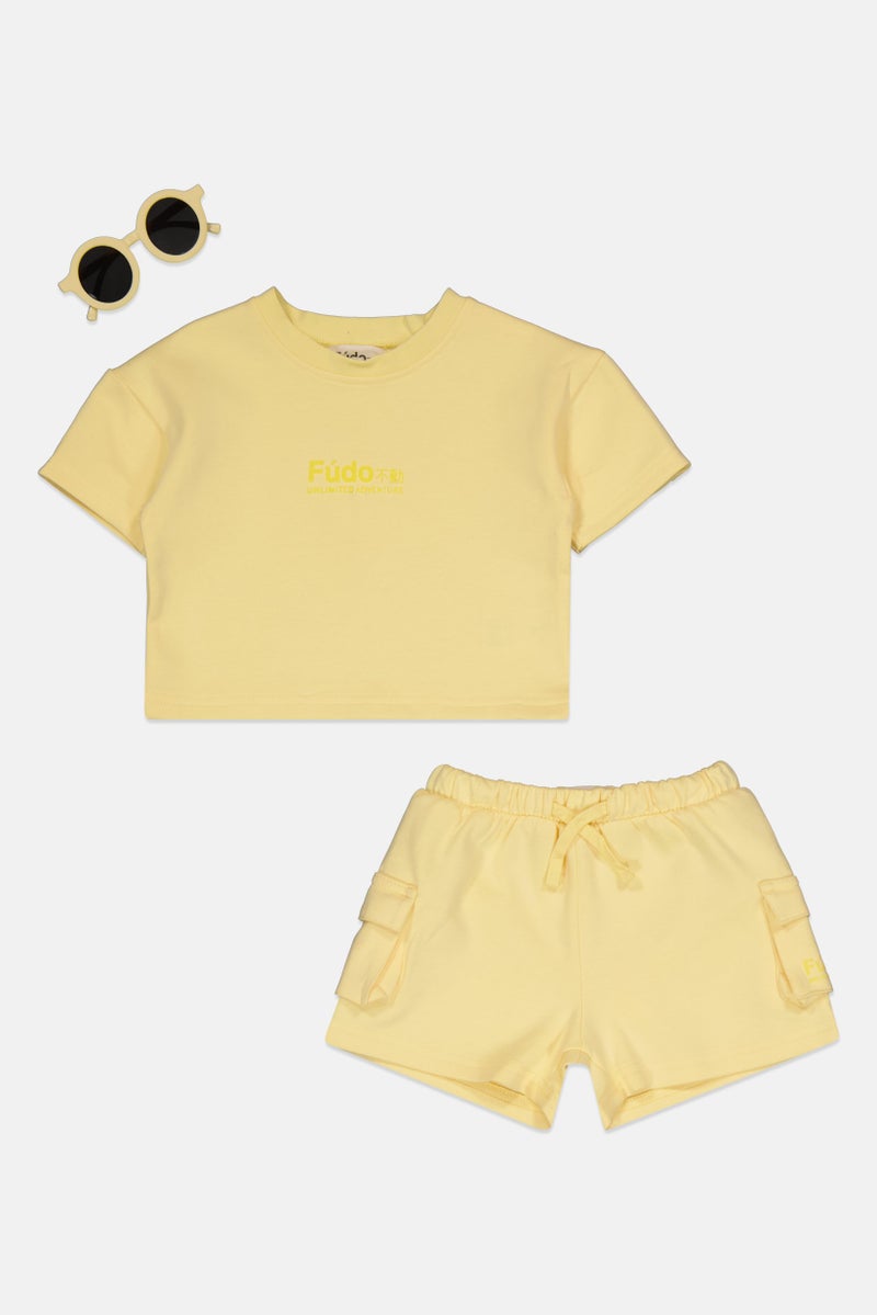 Fudo Toddlers Girl 3 Pieces Brand Logo T-Shirt And Cargo Shorts With Sunglasses Set, Yellow - Image 1