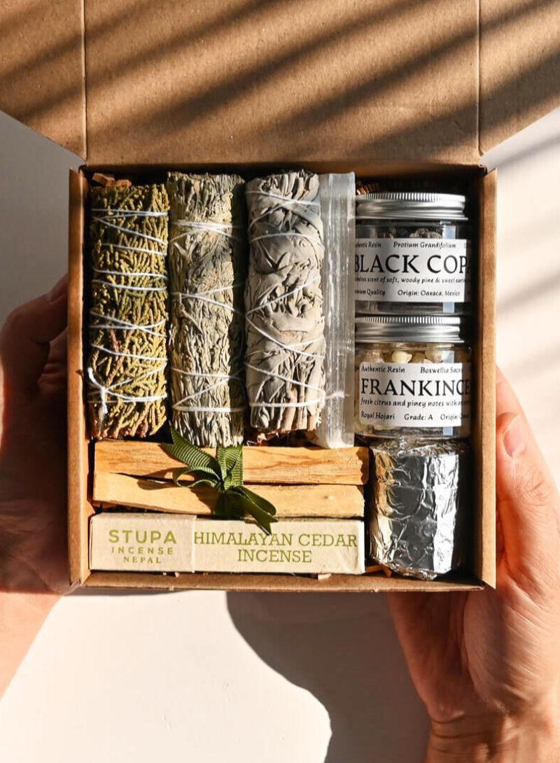 MAISON ETHERIQUE Energy Cleansing Kit: White Sage, Blue Sage, Juniper, Palo Santo,Black Copal, Frankincense, Himalayan Cedar stupa Incense, Selenite Wand - Image 1