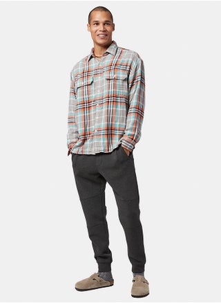 AE 24/7 Good Vibes Jogger - pzsku/ZC6320720D594F1AB97A7Z/45/_/1736087818/d197773b-0ee1-4d14-a707-319ba976a1ad