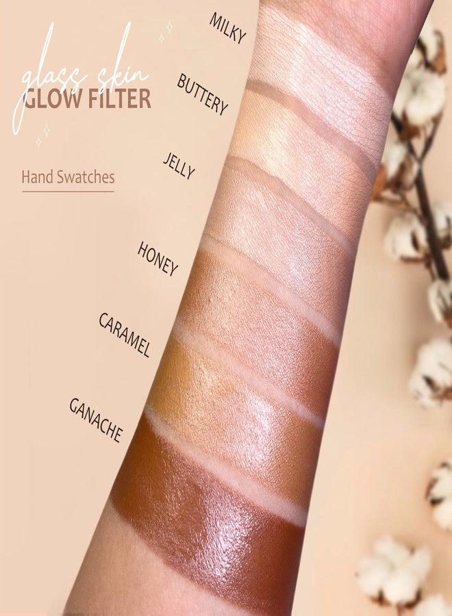 JUST GOLD Justgold Glas$ skin Glow Filter Ultra Luminous Finish Enriched with Vitamin E (Caramel #105, 30 ML) - Image 4