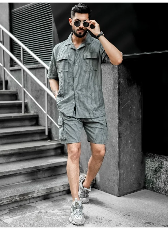 Maniac Maniac Men Solid Half Sleeve Light Grey Cotton Blend Shirt
