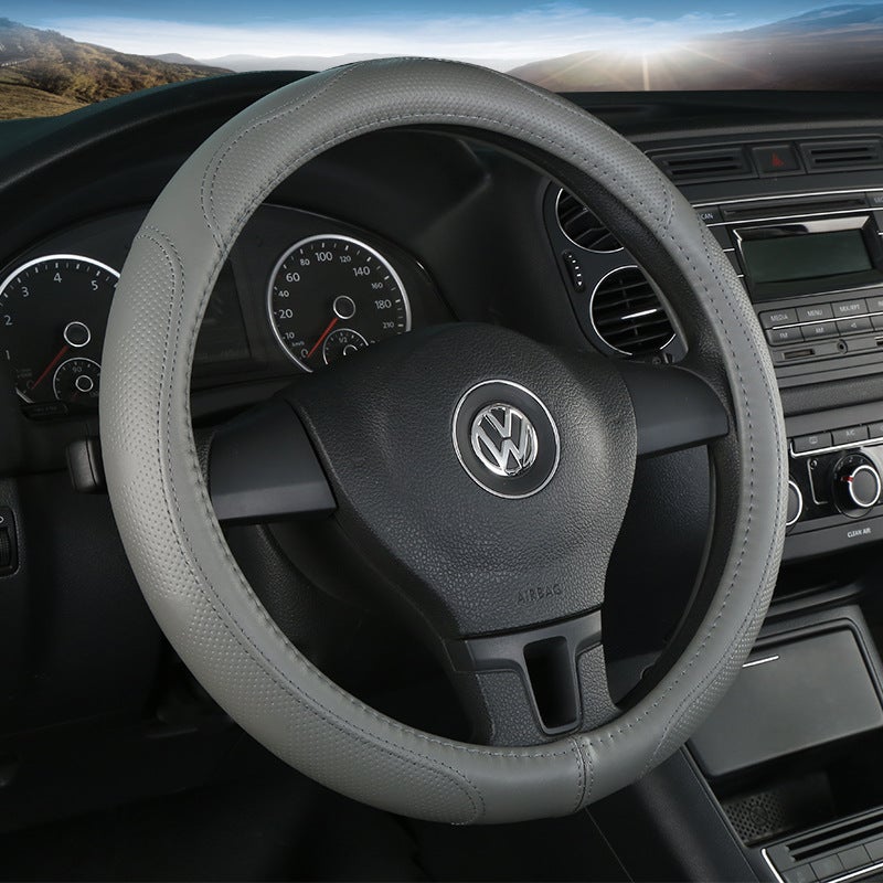 Comfortable genuine leather car steering wheel cover with three-dimensional embossed design - Image 3