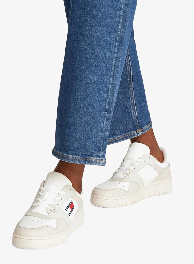 TOMMY JEANS ESSENTIAL RETRO BASKETBALL TRAINERS