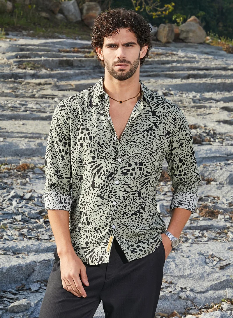 Campus Sutra Men's Onyx Black & Cream White Leopard Imprint Shirt