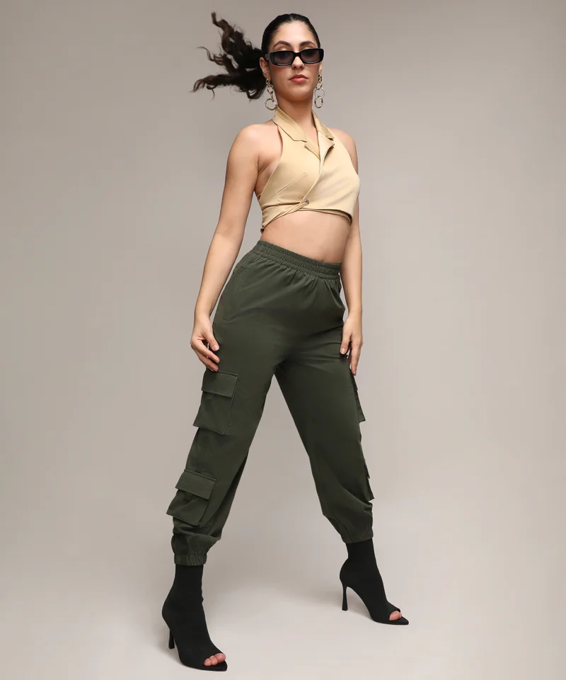 Campus Sutra Women's Forest Green Cuffed Hem Cargo Trousers
