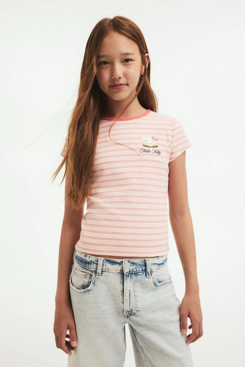 اتش اند ام بلوزة قطنية بطبعة