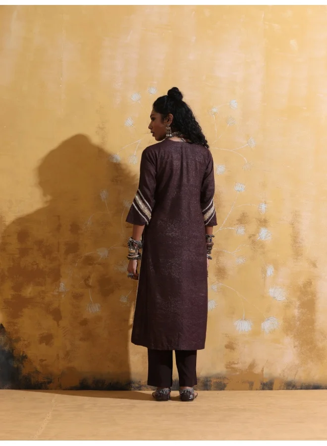 ترو برونز trueBrowns Brown Metallic High-Slit Straight Kurta Set