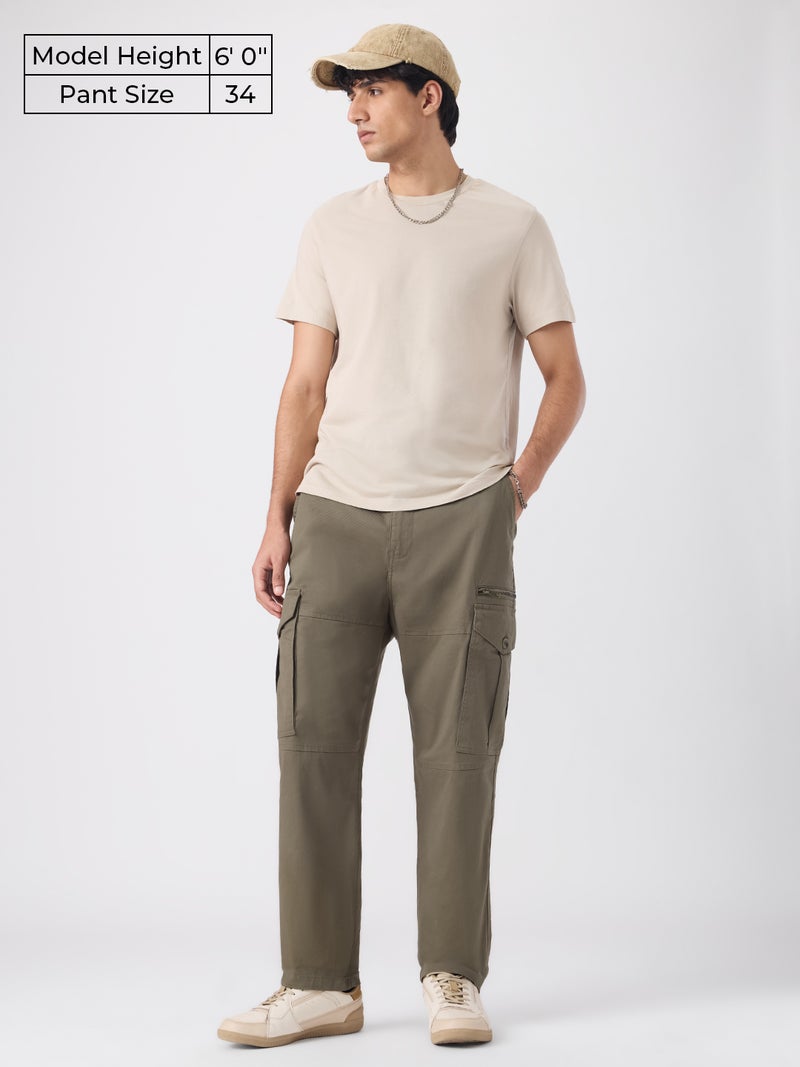 The Souled Store Alpine Green: Men and Boys Elastic Waistband Dark Olive Green Solid Cotton Lycra Straight Fit Lightweight Stretchable Utility Cargo Pants - Image 5