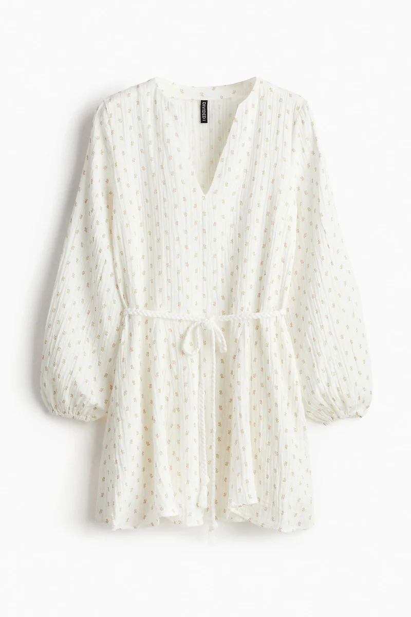 اتش اند ام فستان بحزام خصر وأكمام منفوخة