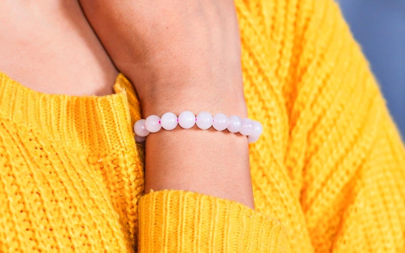 GEMSMANTRA Rose Quartz Stretchable Crystal Bracelet | 8mm Round Cut Beads | Unisex Healing Bracelet for Men & Women | Promotes Love, Compassion & Emotional Healing - Image 5