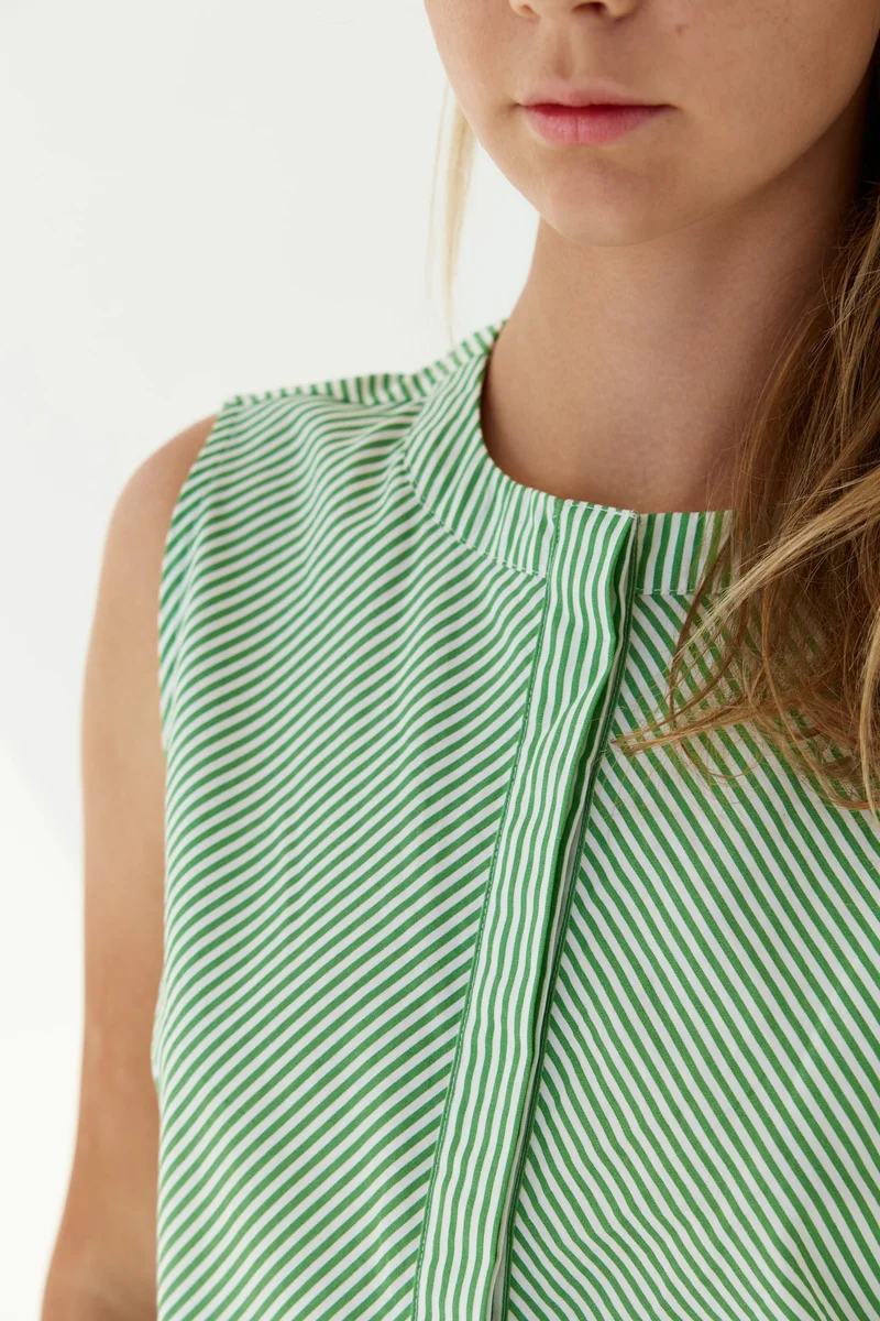 Virgio VIRGIO 100% Cotton Green Stripe High-Low Top