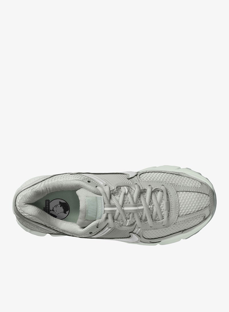 Nike Zoom Vomero 5 Met - Image 3