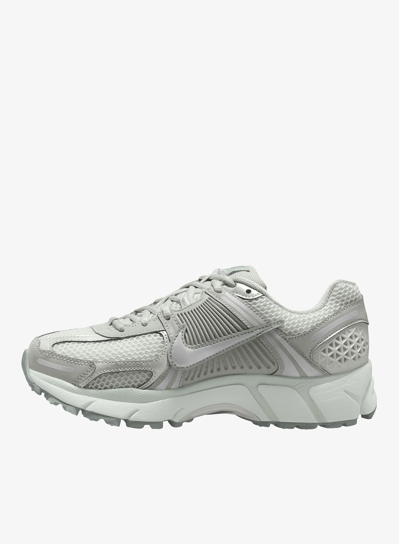 Nike Zoom Vomero 5 Met - Image 2
