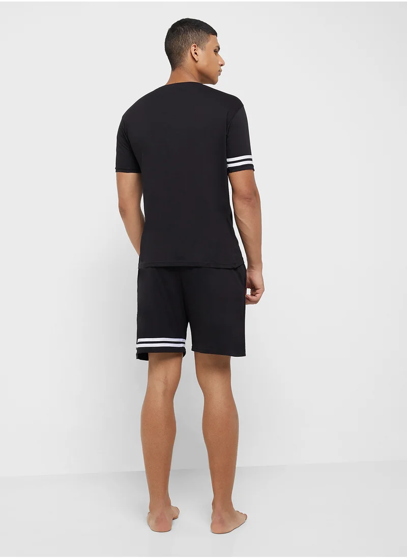 سفنتي فايف Nightwear T-Shirt & Shorts Set