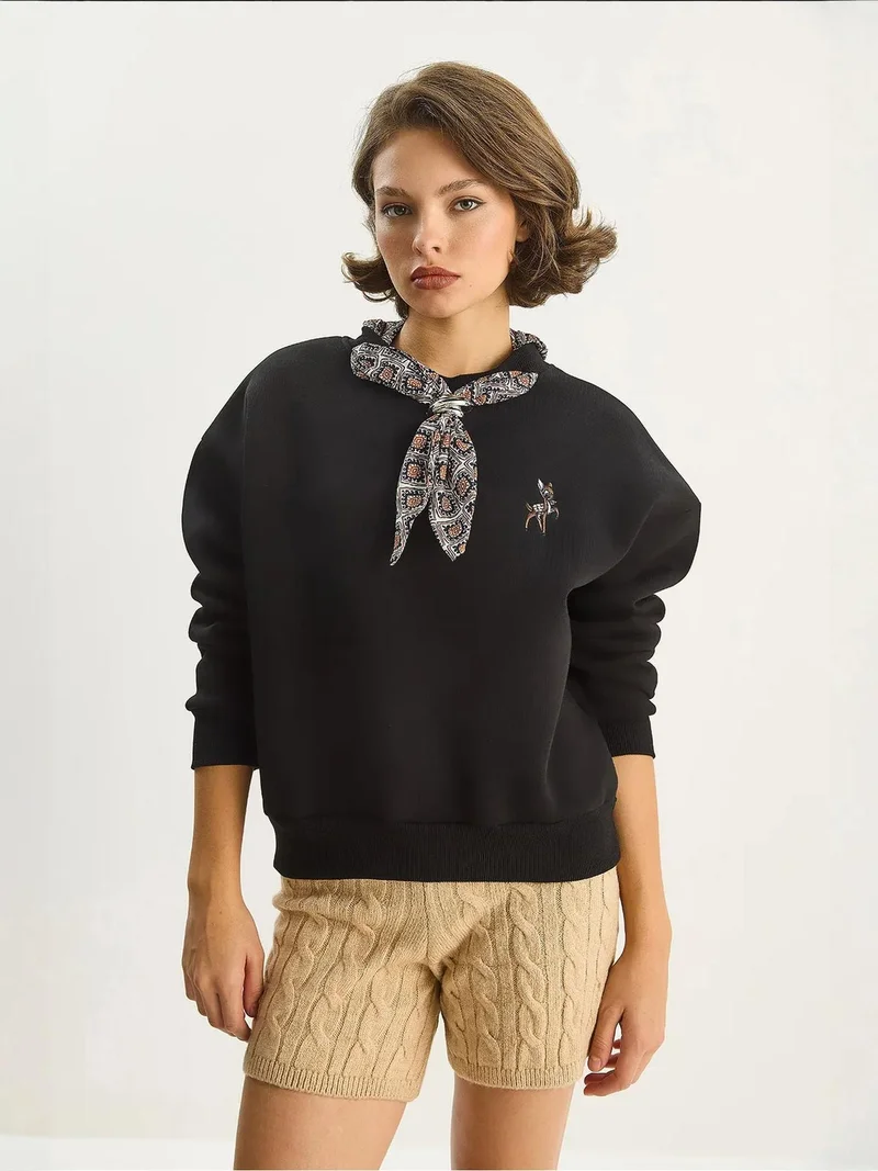 Bianco Lucci Black LUCCI Embroidered Crew Neck Sweatshirt for Women | Best Price UAE