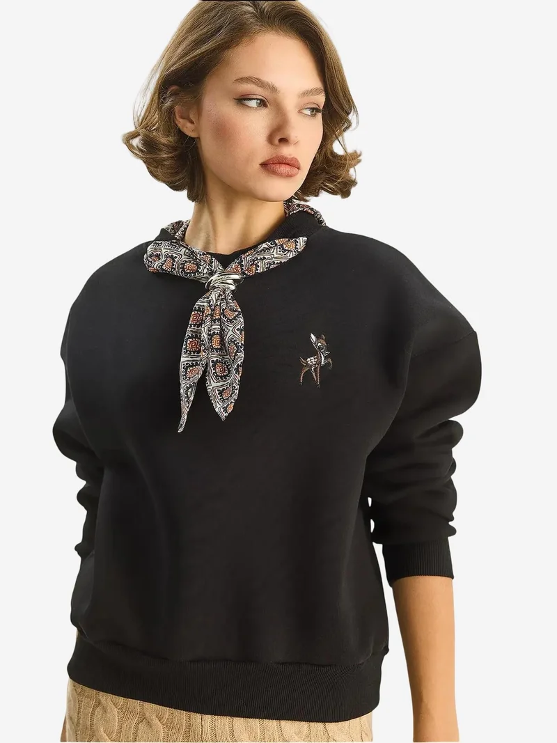 Bianco Lucci Black LUCCI Embroidered Crew Neck Sweatshirt for Women | Best Price UAE