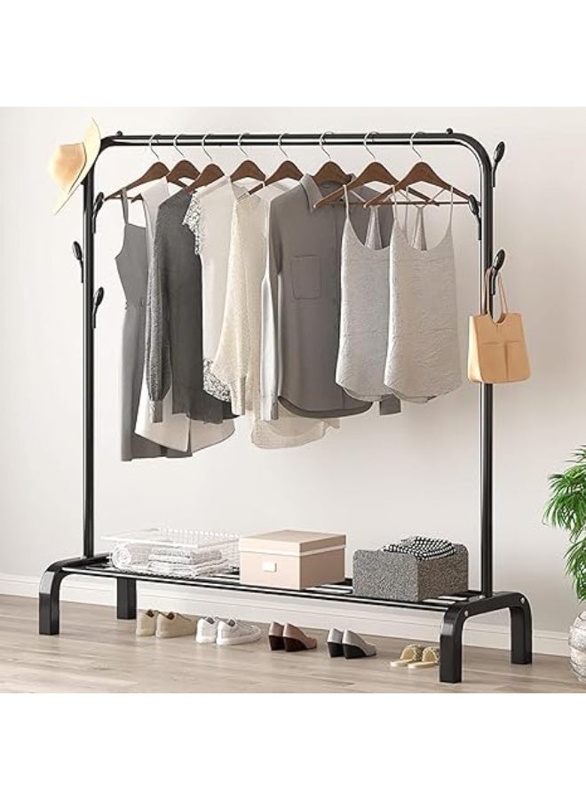 رف ملابس متحرك، رف معدني لتعليق الملابس، رف متين للملابس والأحذية للاستخدام الداخلي في غرفة النوم، مزود بقضيب علوي ورف تخزين سفلي، سهل التخزين، لون أسود - Image 1