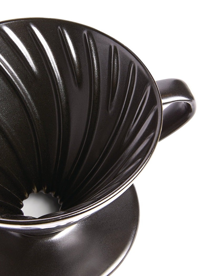 High-Quality Ceramic V60 Coffee Dripper, Size (2-4 Cups), Elegant Black, for Professional Specialty Coffee Brewing - Image 3