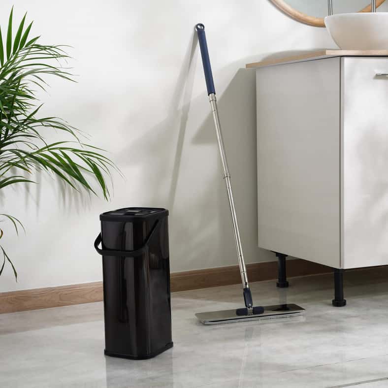 Pan Home مجموعة ممسحة مسطحة من الفولاذ المقاوم للصدأ 4 قطع 8 لتر - أسود - Image 1