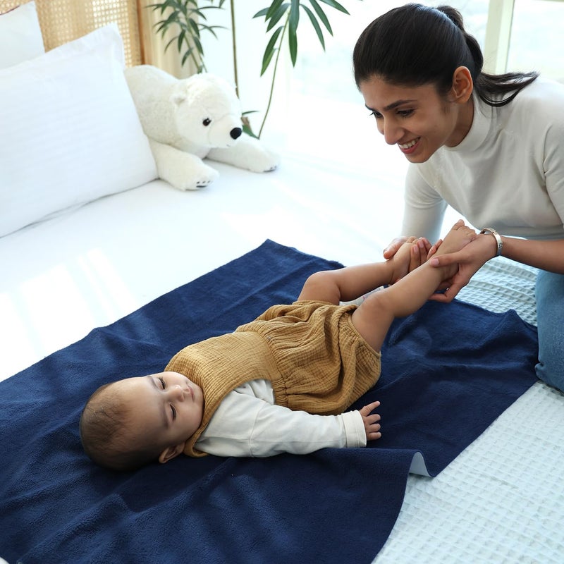 TIDY SLEEP شريحة جافة مقاومة للماء للأطفال مع لفافة موسلين للمواليد الجدد باللون الأزرق الداكن متوسط (XOXO) - Image 2