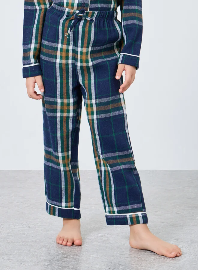 ستايلي بيجامة عائلية كاروهات بأزرار و ياقة متباينة للأطفال