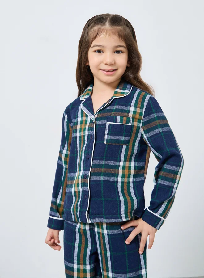 ستايلي بيجامة عائلية كاروهات بأزرار و ياقة متباينة للأطفال