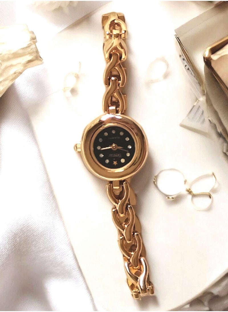 QUARTZ - Skystar Wrist Watch With Golden Metal Band and 20 Multicolored Interchangeable Dials - Image 1