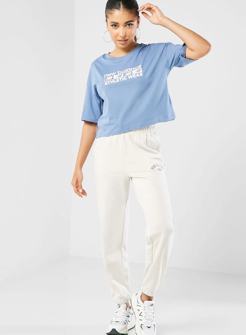 New Balance Essential Graphic Boxy T-Shirt