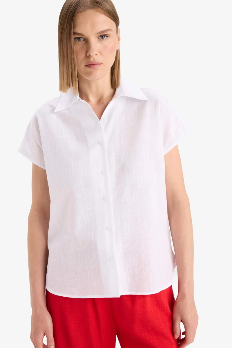 ديفاكتو Regular Fit Cotton Short Sleeve White Shirt