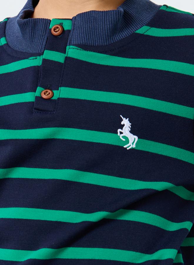 ستايلي طقم من بنطال جوغر وتيشيرت مخطط - Image 4