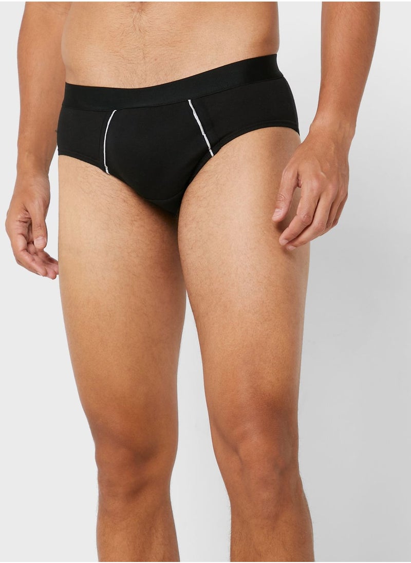 3 Pack Waist Band Hunk Briefs With Antibacterial Finish