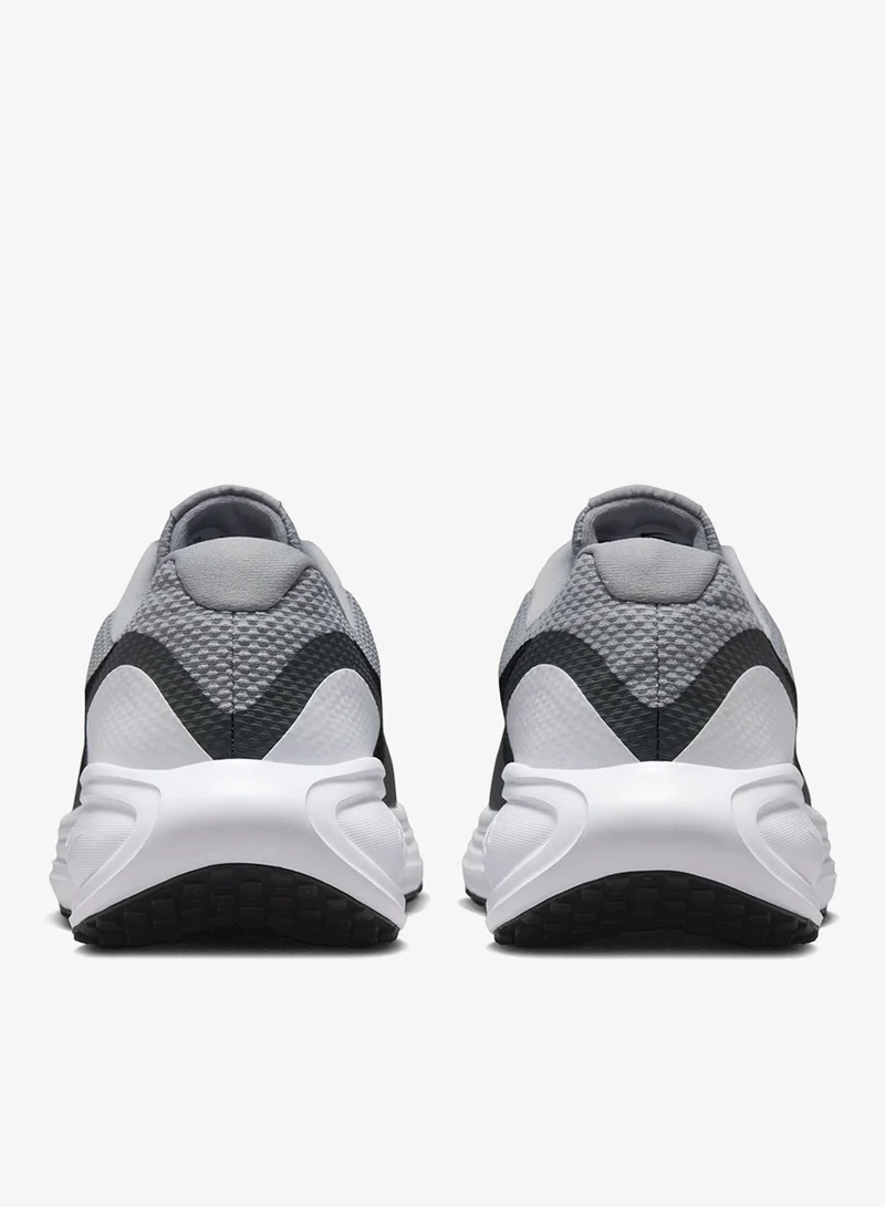 Nike NIKE REVOLUTION 8