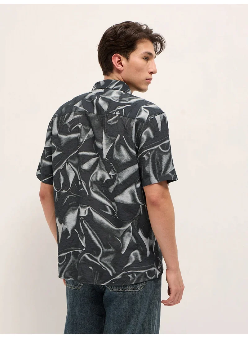 The Bear House  Men’s Classic Short Sleeve Casual Shirt – Lightweight, Breathable, and Designed for a Smart Yet Easygoing Look All Day Long for Men | Best Price UAE