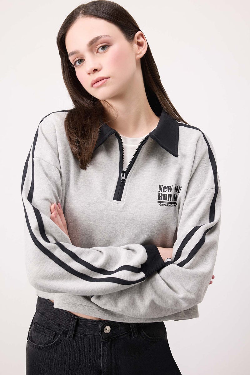DeFacto Woman Zipper Collar Crop Sweatshirt - Image 4