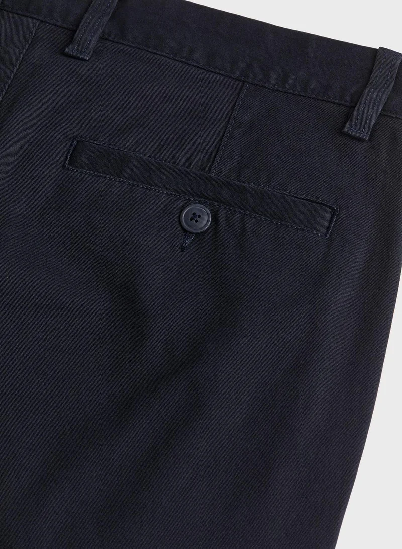 H&M Essential Slim Fit Chinos
