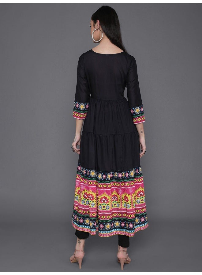 AKS Black & Pink Floral Printed Tiered Anarkali - Image 4
