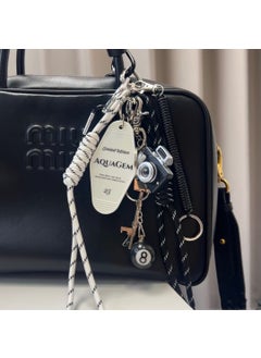 2024 Trendy Bag Charm Keychain Fashion Accessory Camera Billiards Key Black and White Rope m Wind Pendant