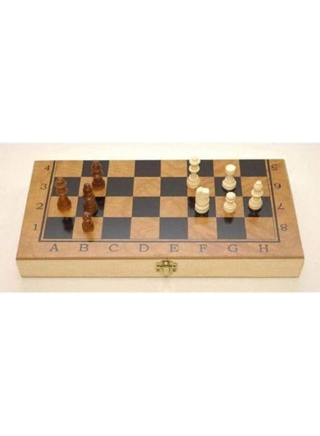 A chess set and a wooden board measuring 45 × 50 cm - Image 2