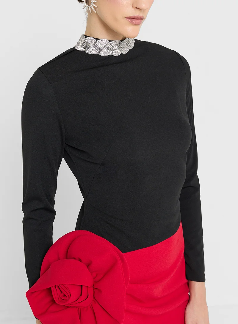Namshi x Color Block Bodycon Dress With Floral Waist Detail