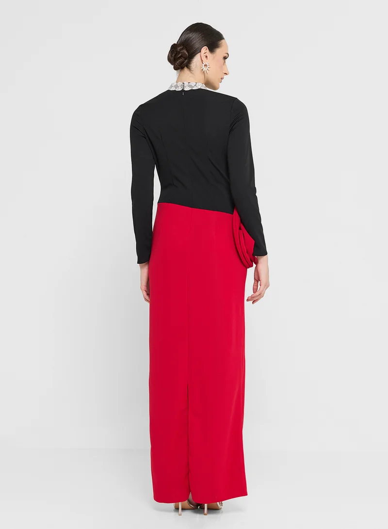 Namshi x Color Block Bodycon Dress With Floral Waist Detail