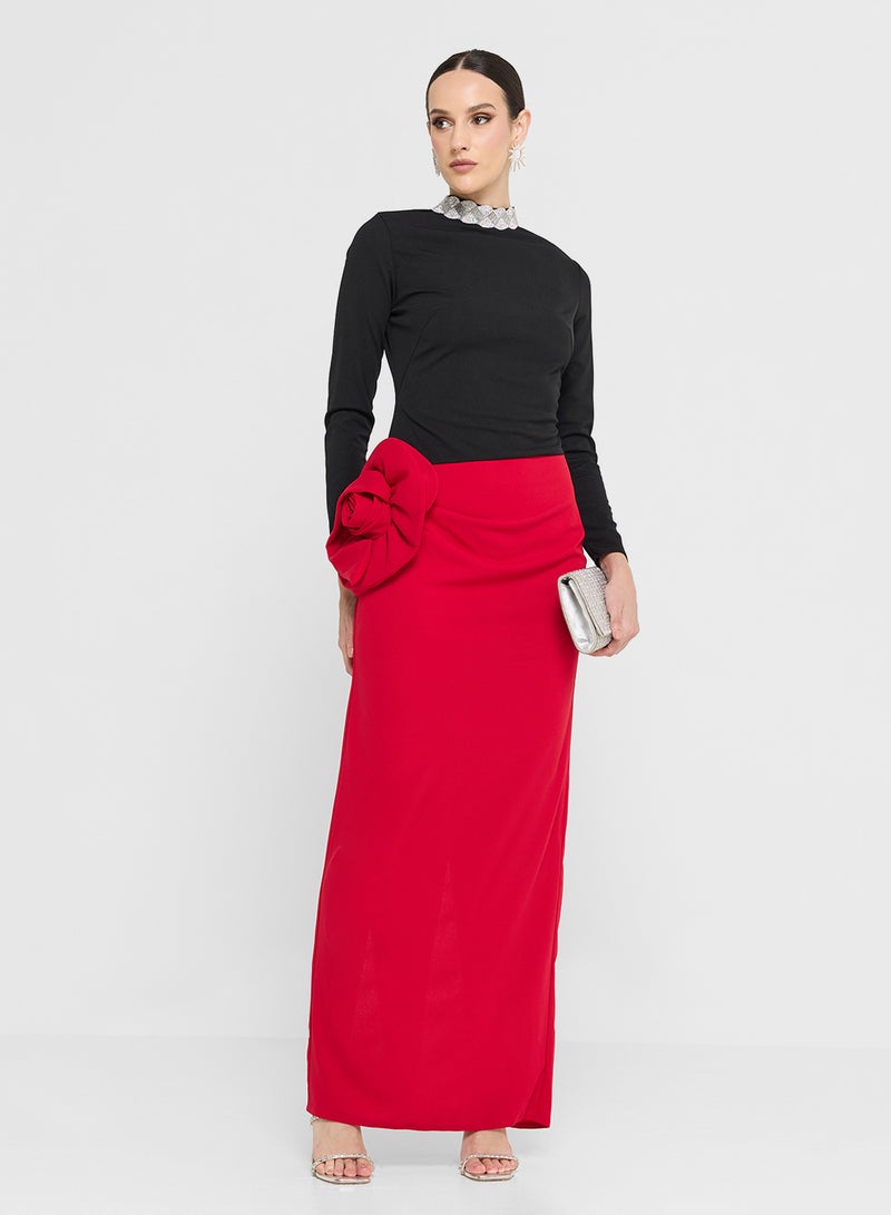 Namshi x Color Block Bodycon Dress With Floral Waist Detail - Image 5