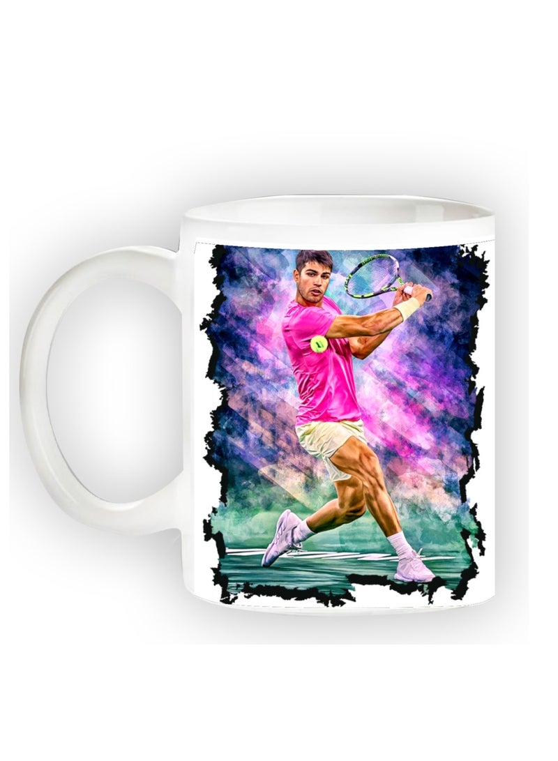 حكاية شمعة مج من السيراميك بطبعة تصميم "كارلوس ألكاراز" بلون أبيض - Image 3