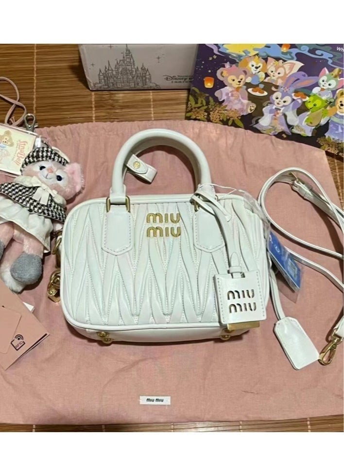 Miu Miu Pleated Cross-body Shoulder Bag Handbag 24*15.5*6cm - Image 2