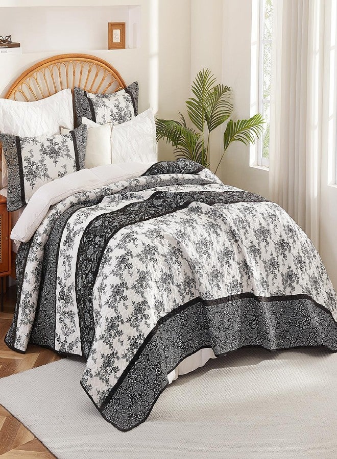 Cmfshape طقم لحاف زهري من 3 قطع من Cmfshape، مقاس كينج - لحاف مطبوع بنمط الفاوانيا المخطط باللونين الأسود والأبيض، طقم مفروشات زهري قابل للعكس، غطاء سرير ناعم وخفيف الوزن (مقاس كينج 106 × 96 بوصة). - Image 2