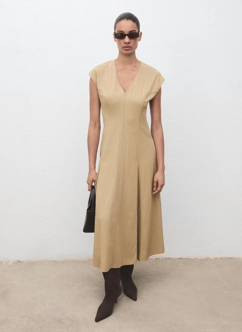 MANGO Midi-dress with stitching