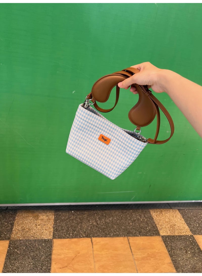 TG Tagi.call me handbag features an adjustable cross-body design, a cute single-shoulder design, and is simple and elegant. - Image 4