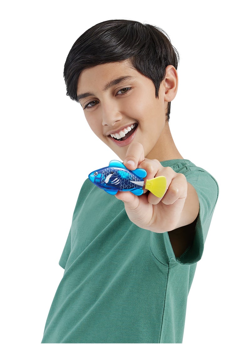 ROBO ALIVE - ZURU - (pack of 2) Robo Alive Water Activated Fish Toy - Color May Vary - Image 1