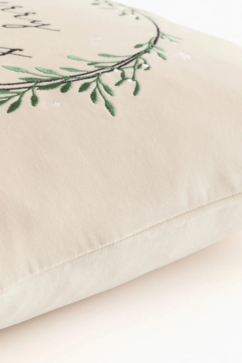 اتش اند ام غطاء وسادة مخملي