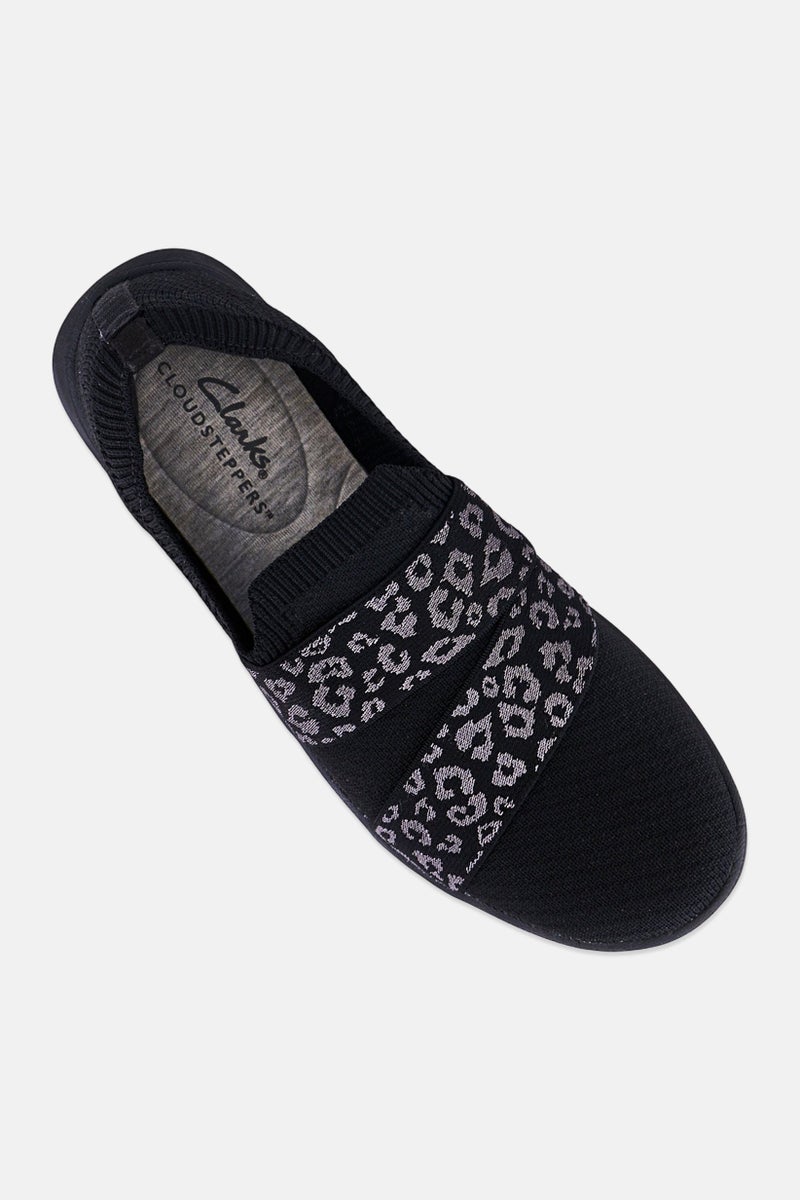 clarks Women Adella Stride Lace Up Casual Shoes, Black - Image 4