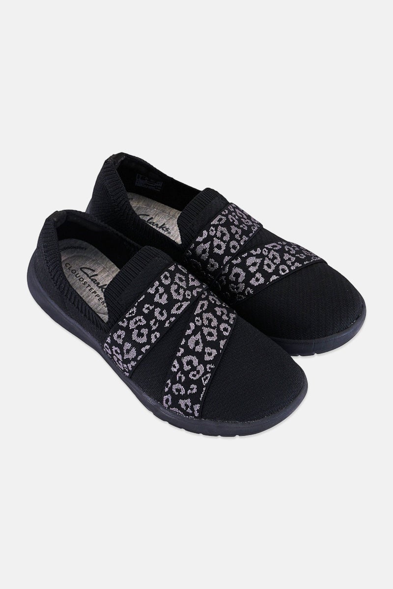clarks Women Adella Stride Lace Up Casual Shoes, Black - Image 2